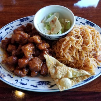 Thai Delicacy - Chicken curry pop with pad Thai. - Thai Near Me - Truckee, California Thai Delicacy - Chicken curry pop with pad Thai. - Thai Near Me - Truckee, California