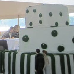 Creations by Marcia - Not so great wedding cake.