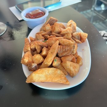 AC Sky Bar - Crispy potatoes - Bars Near Me - Orlando, Florida AC Sky Bar - Crispy potatoes - Bars Near Me - Orlando, Florida