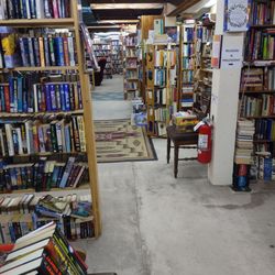 White Mountain Books - Stacks that go on forever!