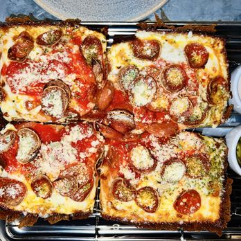 Sunny Hill - arcade - Pizza Near Me - Seattle, Washington Sunny Hill - arcade - Pizza Near Me - Seattle, Washington