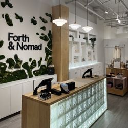 Forth & Nomad