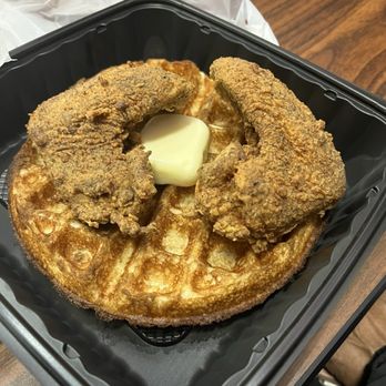 Papa Joes - 4/5 stars 2 piece wings with (plain) waffle - Southern Near Me - North Las Vegas, Nevada Papa Joes - 4/5 stars 2 piece wings with (plain) waffle - Southern Near Me - North Las Vegas, Nevada