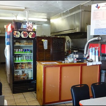 Smokey Pit Barbeque Texas Style - As you enter the restaurant, you'll notice the small, compact dining room is very plain, and the decor is very modest. - Barbeque Near Me - Auburn, California Smokey Pit Barbeque Texas Style - As you enter the restaurant, you'll notice the small, compact dining room is very plain, and the decor is very modest. - Barbeque Near Me - Auburn, California