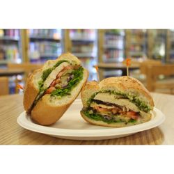 Driftwood Deli and Market - The Chicken Pesto