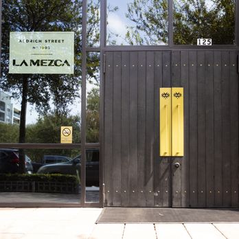 La Mezca - Cocktail Bars Near Me - Austin, Texas