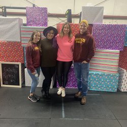 Midstate CrossFit - 2022 Midstate Christmas vendor fair organizers & owners