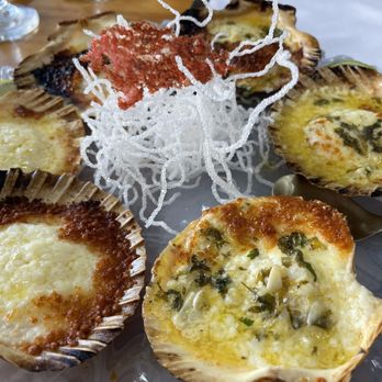 LimaMar Restaurant - Tanaka Platter (broiled Scallops with parmesan and with lemon garlic bufter and cilantro). I highly recommend! - Peruvian Near Me - Rockford, Illinois