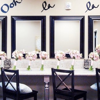 Ohana Florals - Ooh la la here comes the bride! - Florists Near Me Ohana Florals - Ooh la la here comes the bride! - Florists Near Me