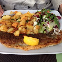 Alte Backstube - Frisch zubereiteter gebratener Dorsch, dazu ebenfalls frische Bratkartoffeln.