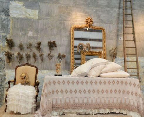 Carol Hicks Bolton Antiques by null