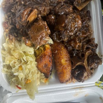 Ovations Caribbean Grill - Oxtails, Rice and Peas, Fried Plantains & cabbage - Caribbean Near Me - Lawrenceville, Georgia Ovations Caribbean Grill - Oxtails, Rice and Peas, Fried Plantains & cabbage - Caribbean Near Me - Lawrenceville, Georgia