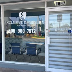 Exclusive Dentistry By Dr. Chirino, DDS - Very nice Dental Office