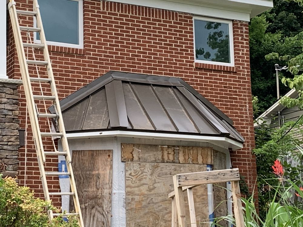 Slide of Roof Right