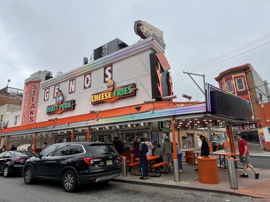 Geno's Steaks by null