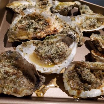 Crabs4you.com -  a tray of oysters - Seafood Markets Near Me - Clermont, Florida