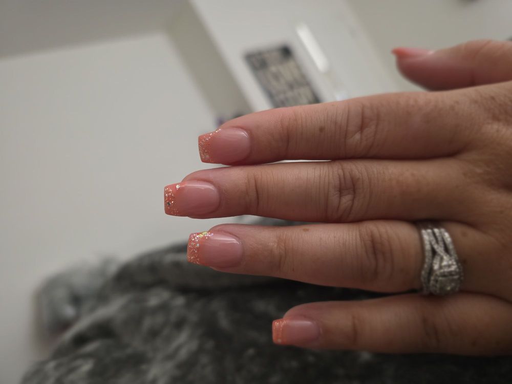 Palace Nails and Spa Logo