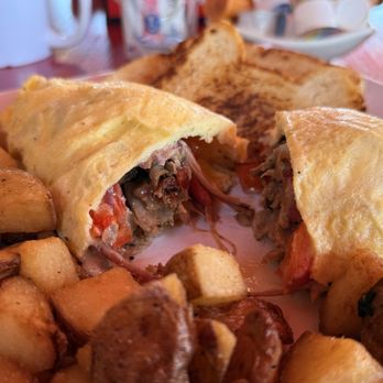 George's Cafe - Omelet - Breakfast & Brunch Near Me - West Covina, California