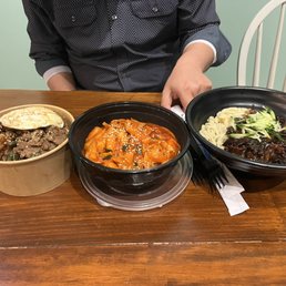 Bulghogi bap, ttok bbok kki, jjajangmyun Bulghogi bap, ttok bbok kki, jjajangmyun