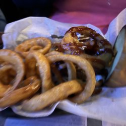 Pints & Pies Neighborhood Pub - Burger and onion rings