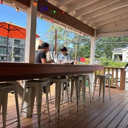 Pollo Primo - Outdoor bar