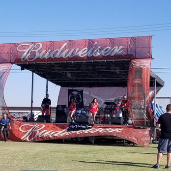 Lemoore Sports Complex - A great stage area, plenty of space - Recreation Centers Near Me - Lemoore, California Lemoore Sports Complex - A great stage area, plenty of space - Recreation Centers Near Me - Lemoore, California