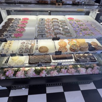 Tastries Bakery - Bakeries Near Me - Bakersfield, California Tastries Bakery - Bakeries Near Me - Bakersfield, California