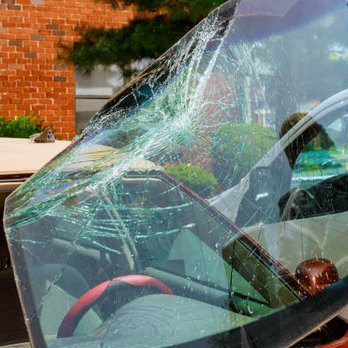 Kineged - Removing Damaged Windshield - Windshield Installation & Repair Near Me - Pikesville, Maryland Kineged - Removing Damaged Windshield - Windshield Installation & Repair Near Me - Pikesville, Maryland