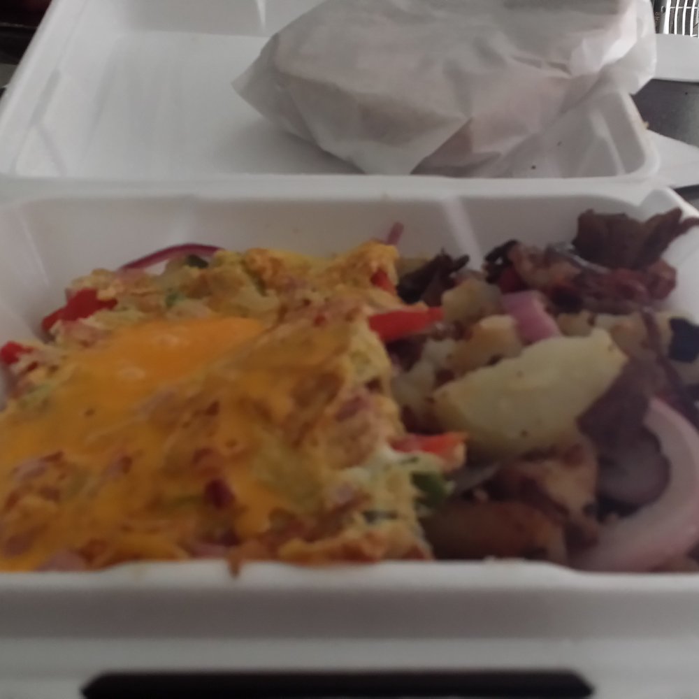 Harry's Cafe - Good food to - go - American Near Me - Stanton, California