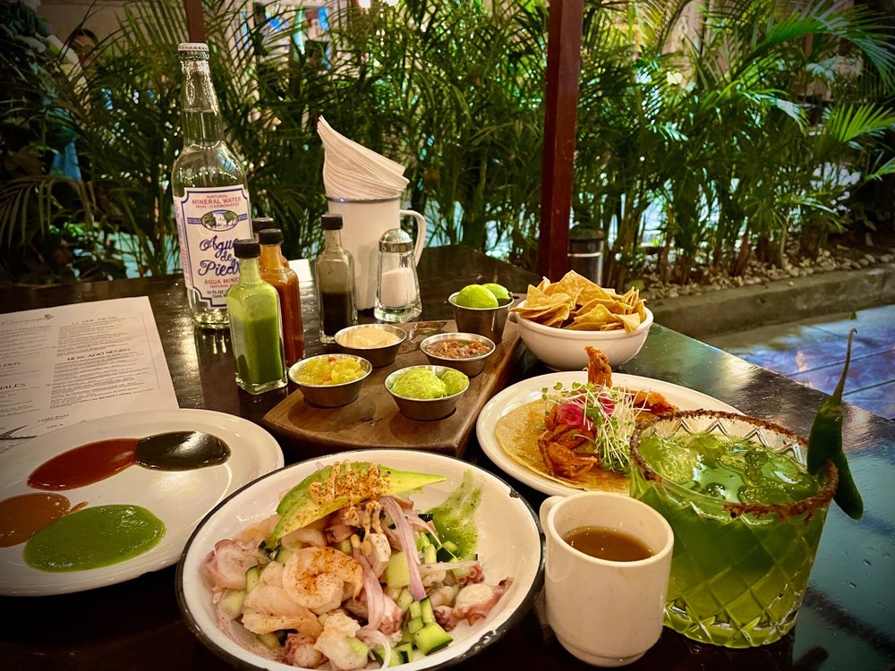 La Corriente Cevicheria Nais