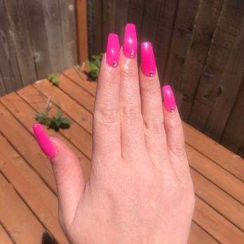 Nails 4u #1 - Still not great but okay until I get paid again - Nail Salons Near Me - Cornelius, Oregon