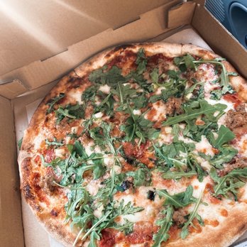 Delarosa Bishop Ranch - fennel sausage pizza with mozzarella cheese and add arugula - Pizza Near Me - San Ramon, California