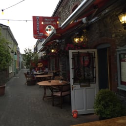 Quaint little street. Sit outside and enjoy a pint here is a must