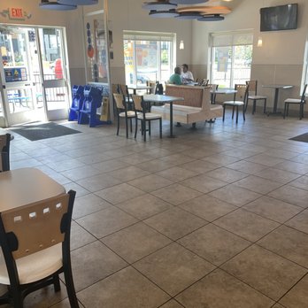 White Castle - Dining area - Burgers Near Me - Saint Louis, Missouri White Castle - Dining area - Burgers Near Me - Saint Louis, Missouri