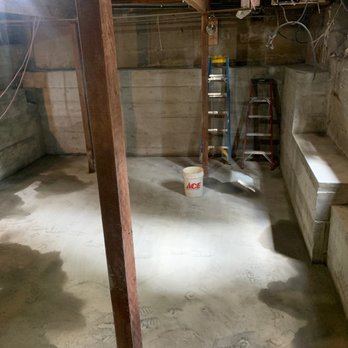 Custom Concrete - New concrete retaining walls and new slab - Masonry/Concrete Near Me Custom Concrete - New concrete retaining walls and new slab - Masonry/Concrete Near Me