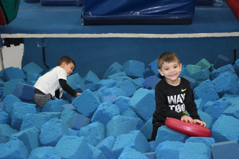 Little Diamonds Preschool - childcare center in Brentwood, CA