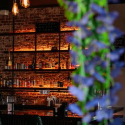The Hare - Bar area