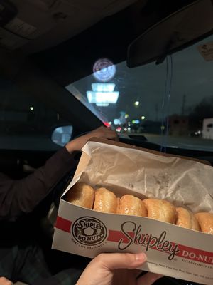 Shipley Do-Nuts by null