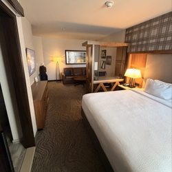 SpringHill Suites by Marriott Bend - King Suite