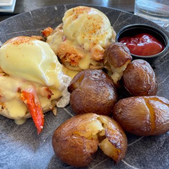 Salt & Stone - Lobster Benedict w/ Smashed Red Potatoes - Seafood Near Me - Somerville, Massachusetts