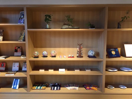 Uan Kanazawa by null