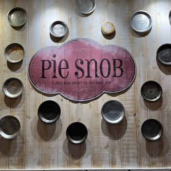 Pie Snob Chandler - Vintage pie tins - Desserts Near Me - Chandler, Arizona