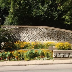 Mt Echo Park - Late summer plantings