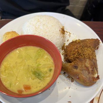 Awang Kitchen - Indonesian Near Me - Elmhurst, New York