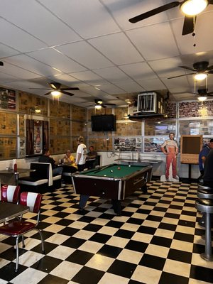 Dawsonville Pool Room by null