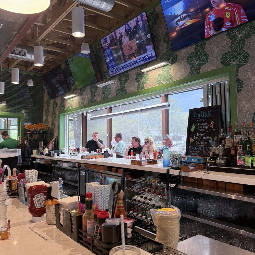 Mimosas - Inside bar with tv - Breakfast & Brunch Near Me - Myrtle Beach, South Carolina Mimosas - Inside bar with tv - Breakfast & Brunch Near Me - Myrtle Beach, South Carolina