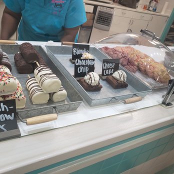 The Kreative Sweet Boutique - a variety of desserts - Bakeries Near Me - Memphis, Tennessee The Kreative Sweet Boutique - a variety of desserts - Bakeries Near Me - Memphis, Tennessee