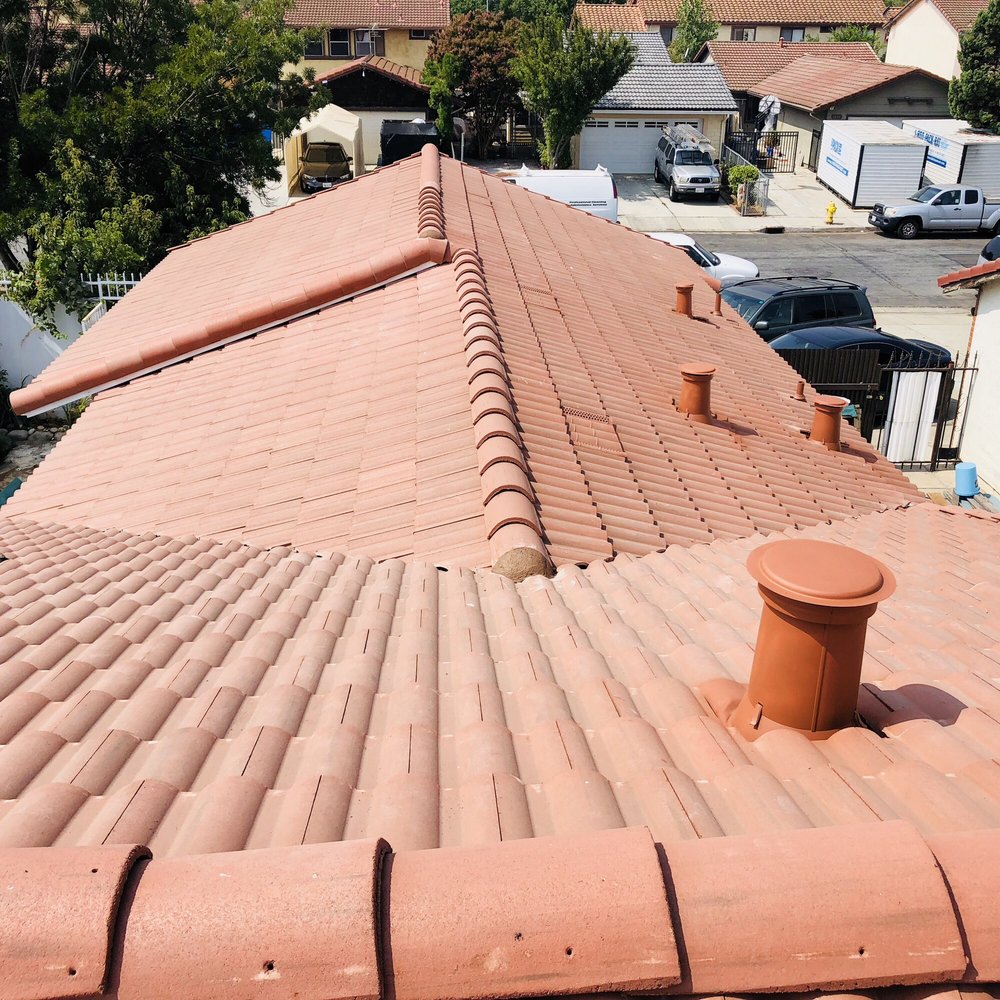 Slide of Tri County Roofing