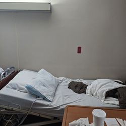 Concordia Village - A bed in a room