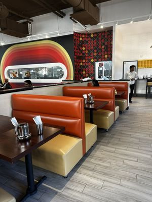 Saravanaa Bhavan by null